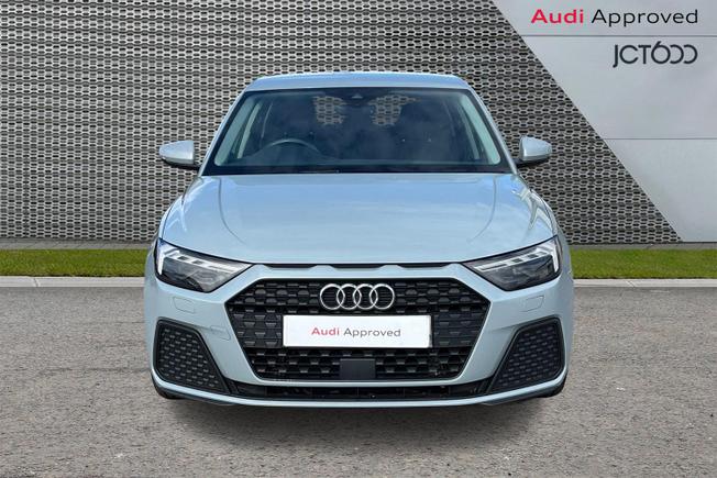 AUDI A1 Photo 8