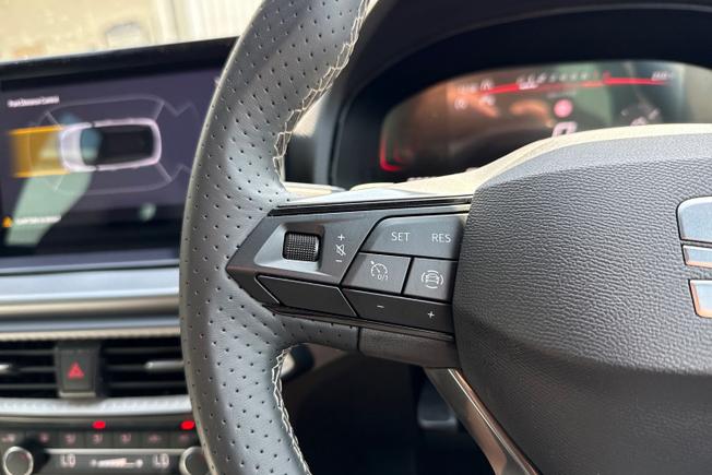 SEAT Arona Photo 16