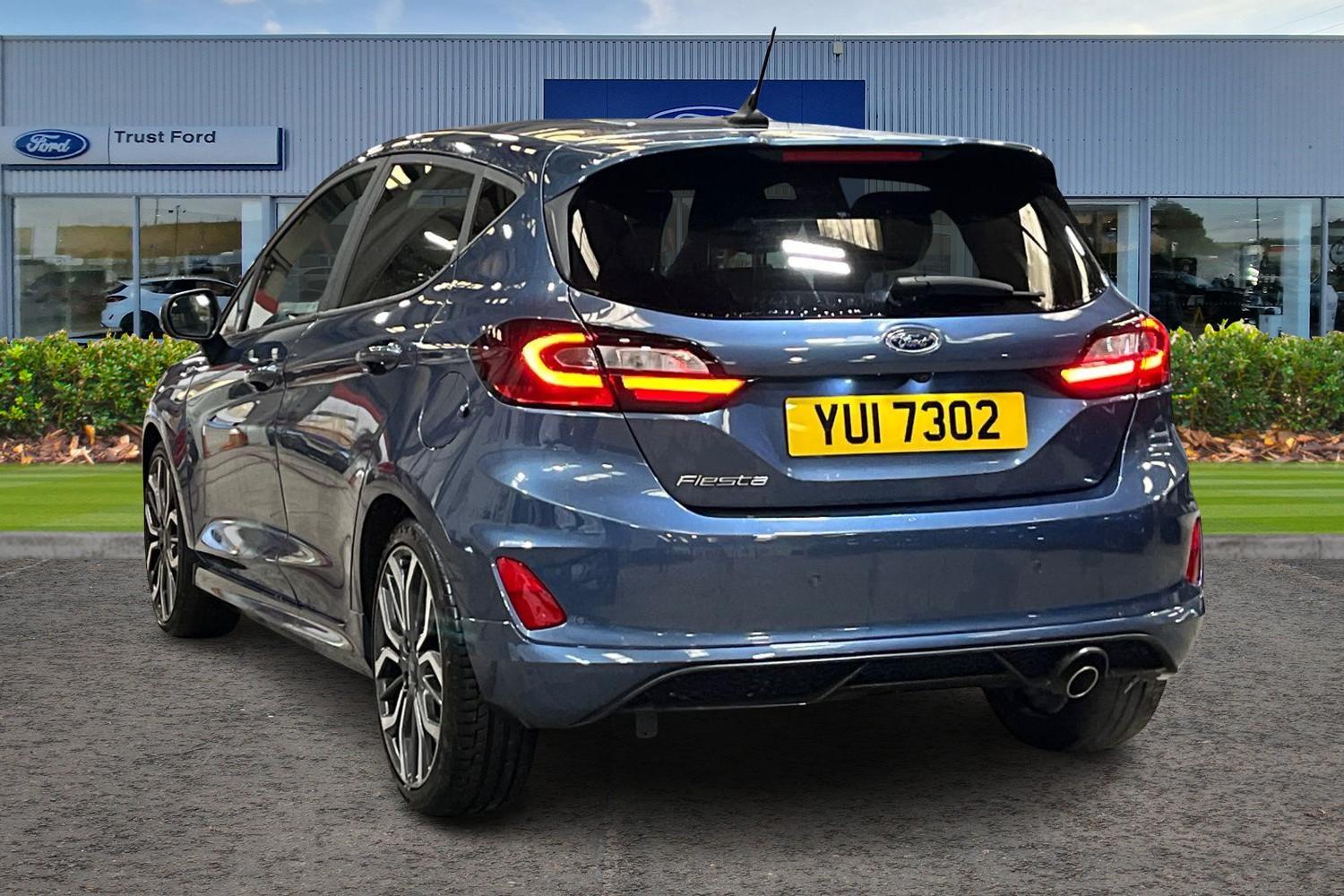 Ford FIESTA Photo 1