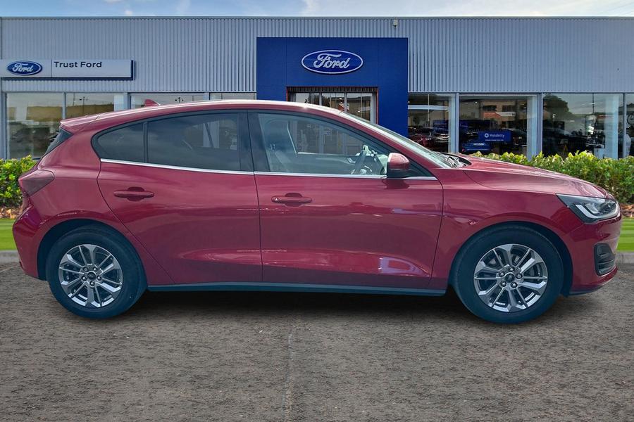 Ford FOCUS Photo autoimg-0b09aff22e35ca11f822a6e147d4c8e7639cd760.jpg