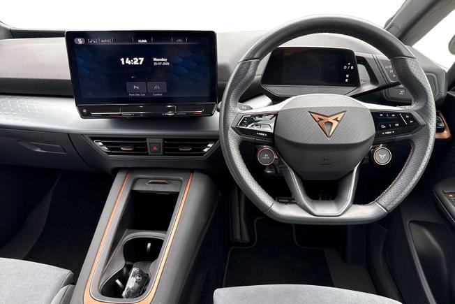 CUPRA Born Photo 11