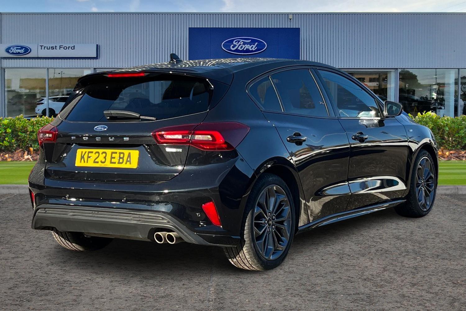 Ford FOCUS Photo 3