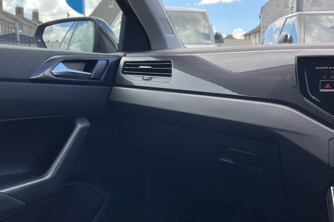 VOLKSWAGEN Polo Photo 41