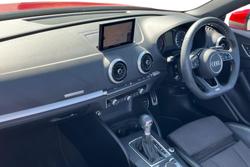 AUDI A3 Cabriolet Photo 2