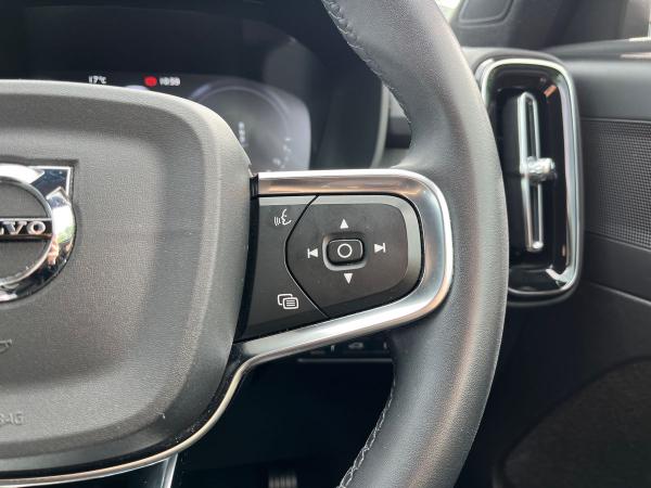 Volvo XC40 Photo autoimg-0b103e6fdd1509e464f3ce428c3899d3fbe7656f.jpg