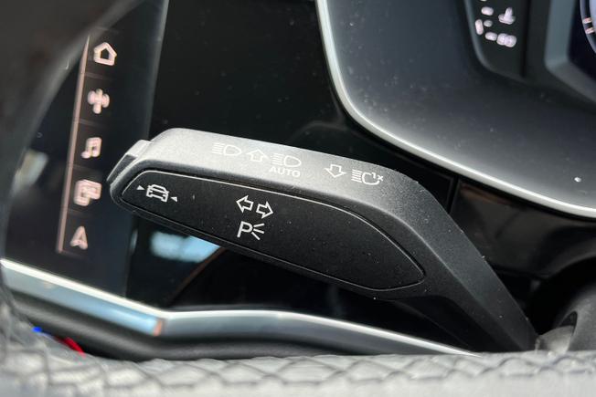 AUDI Q3 Photo 31