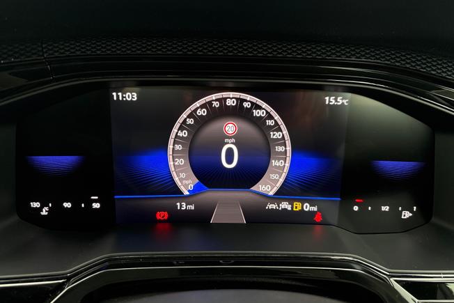 VOLKSWAGEN Polo Photo 15
