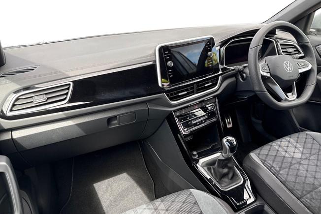 VOLKSWAGEN T-Roc Photo 2