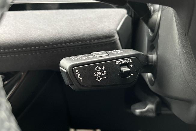 Audi Q6 E-Tron Photo 42