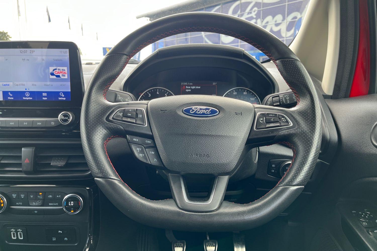 Ford ECOSPORT Photo 11