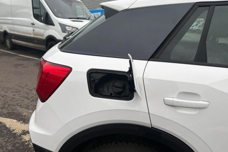 Audi Q2 Photo autoimg-0b1be930559ff8eaf8277036ad387f3dece21f13.jpg