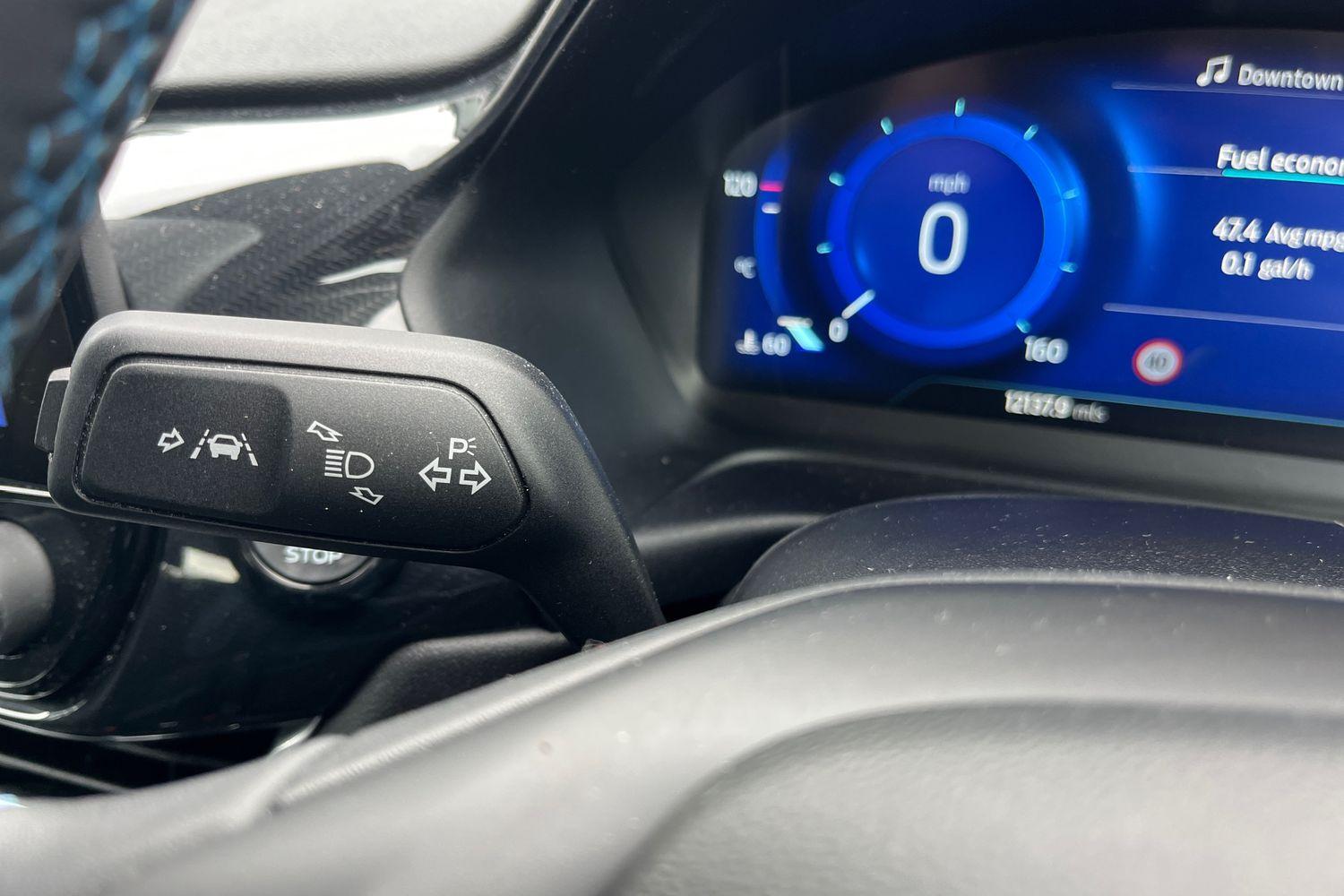 Ford FIESTA Photo 13