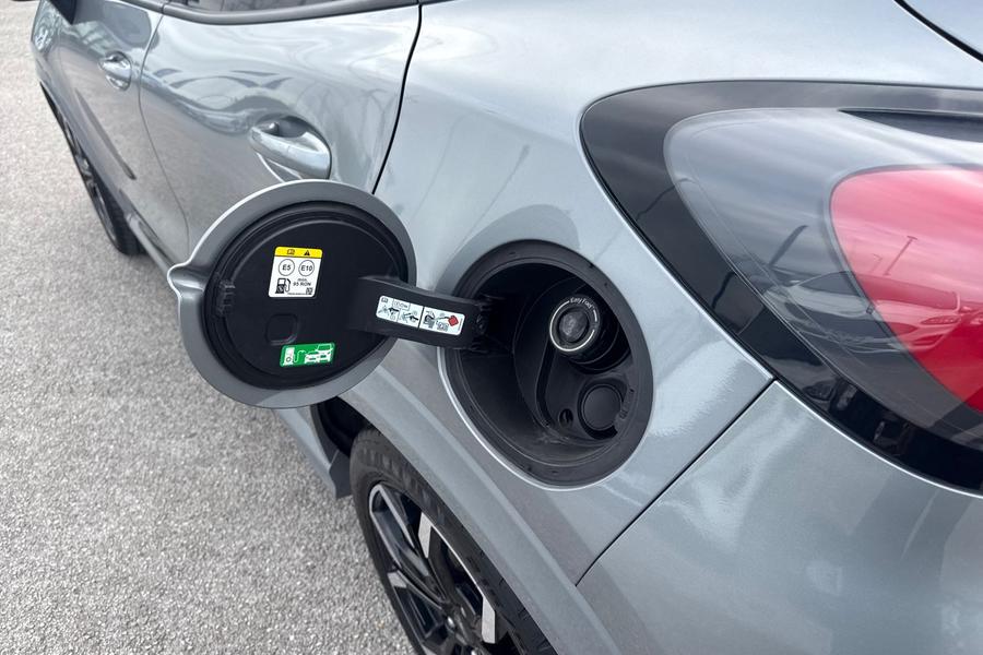Ford PUMA Photo autoimg-0b2119400e9afc81e0c9d0deb37aee20d764e7e6.jpg