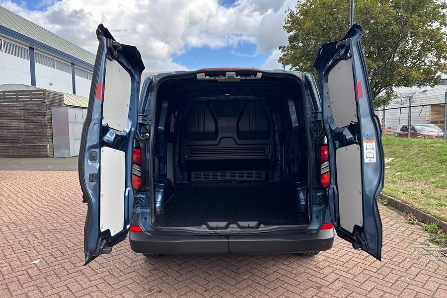 Ford TRANSIT CUSTOM Photo autoimg-0b218ee92ceeffabe89769ff10ecdaaa5c3f3ef8.jpg