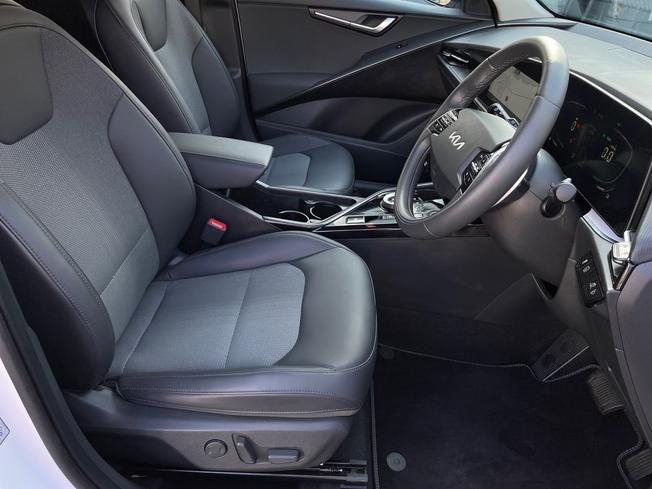 KIA Niro Photo 26