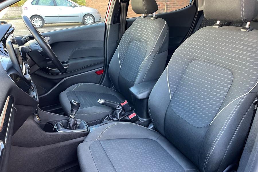 Ford Fiesta Photo autoimg-0b24647db3394a6d91619fffb88fdce73e29be72.jpg