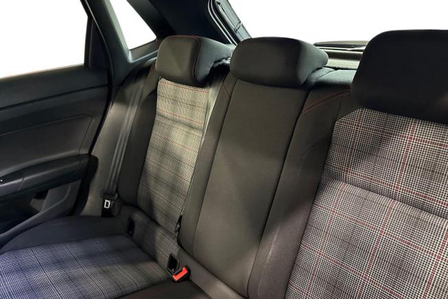 VOLKSWAGEN Polo Photo 9