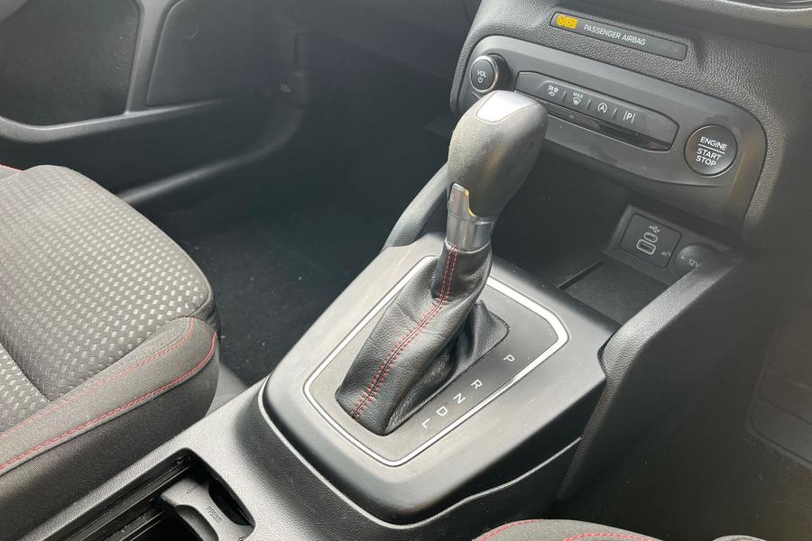 Ford Focus Photo autoimg-0b26e02ad566f5d767ab974fdc4ba7f1b1691996.jpg