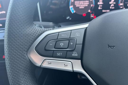 Volkswagen Golf Photo autoimg-0b280027ac9c76c35939cb138eb20c4338a439bd.jpg