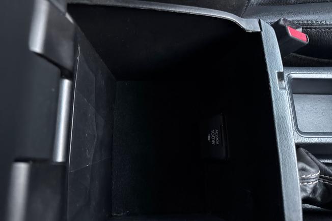 TOYOTA Hilux Photo 56