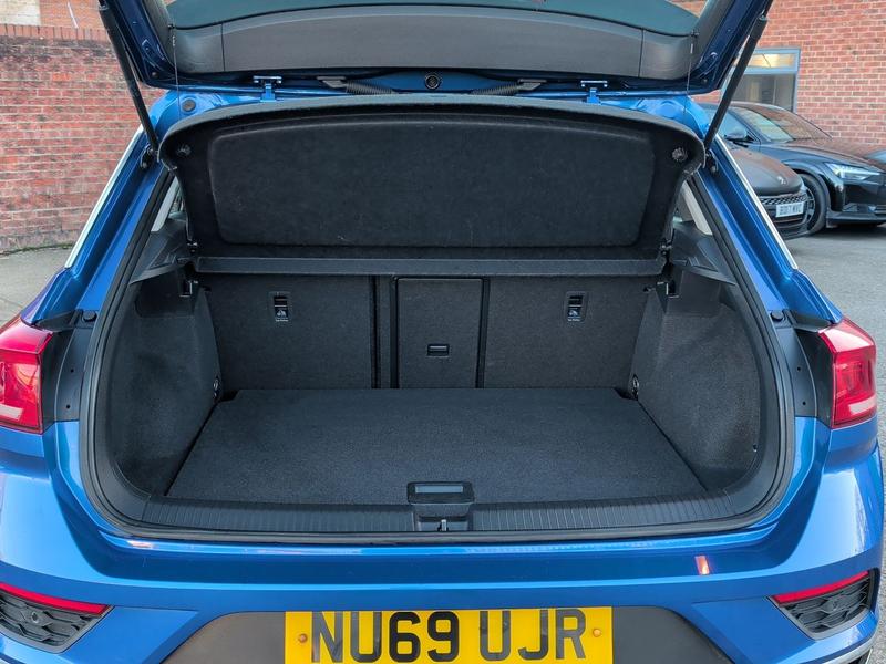 Used Volkswagen T-Roc NU69UJR 18