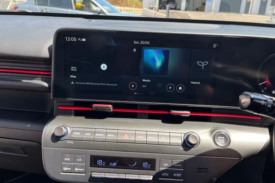 Hyundai KONA Photo autoimg-0b2c9c1941026d495f2bbf57e0b3df980977900d.jpg