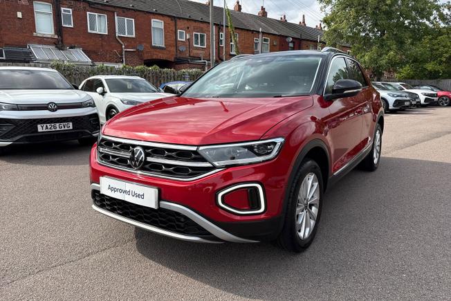 Volkswagen T-Roc Photo 22
