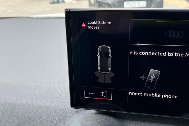 AUDI Q2 Photo 37
