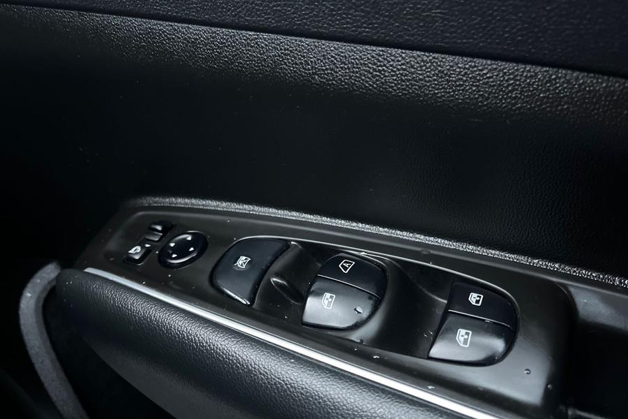 Renault KOLEOS Photo autoimg-0b337128accb6d0877a8fc83289f65ae9e8aabc4.jpg