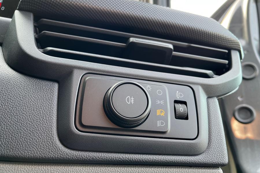 Ford Transit Custom Photo autoimg-0b35a1c6426bd24e9b54f45204f8a72b836a6570.jpg