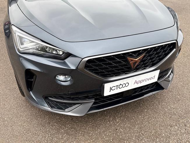 CUPRA Formentor Photo 30