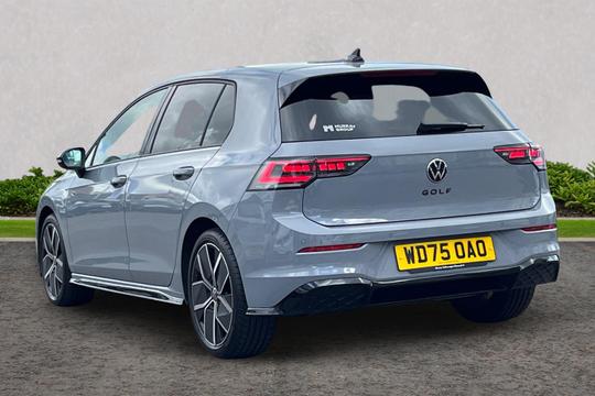 Volkswagen Golf Photo autoimg-0b375b350f3a51c9a42240d0be83c9e725b1346b.jpg