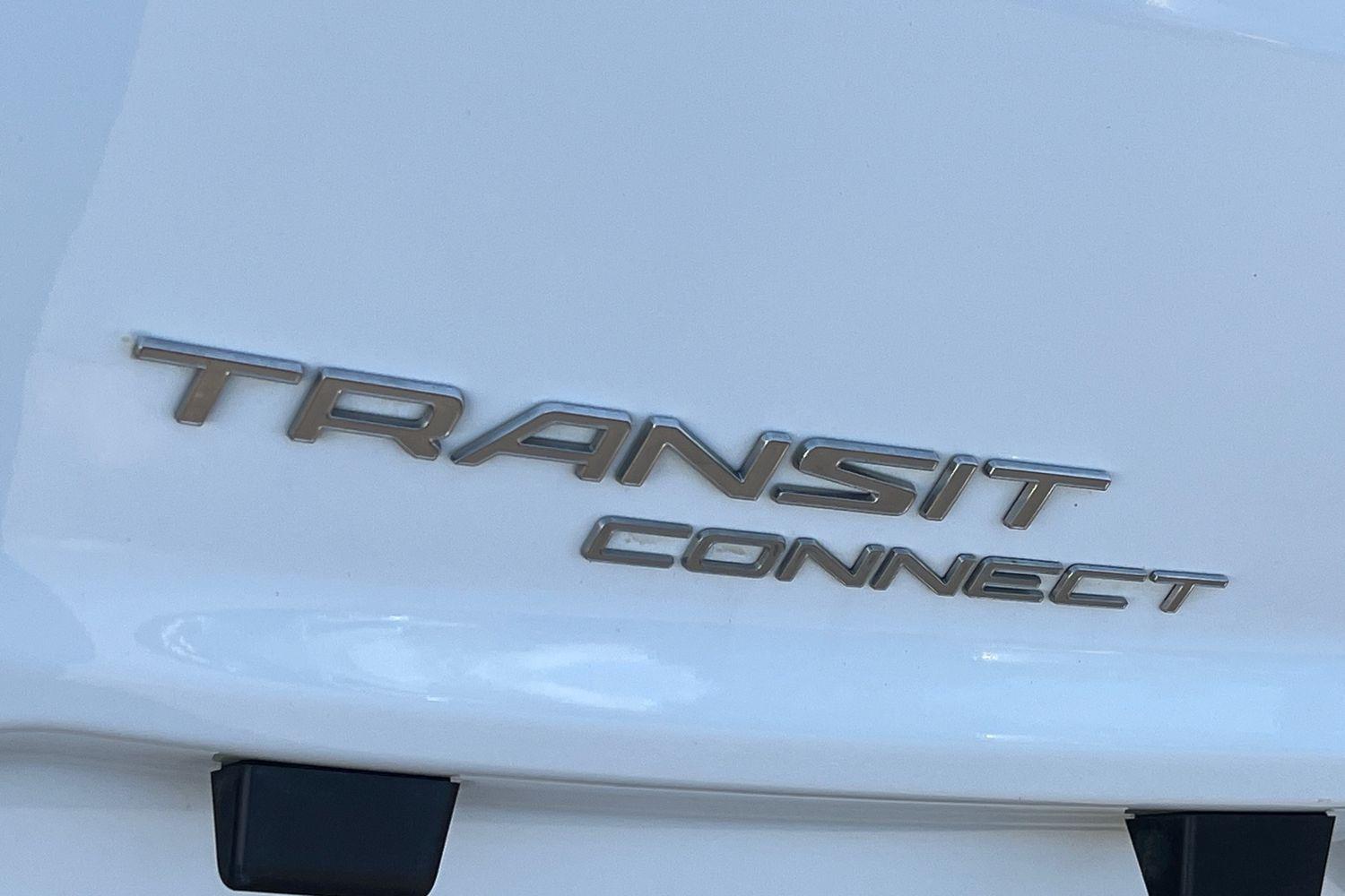 Ford TRANSIT CONNECT Photo 19