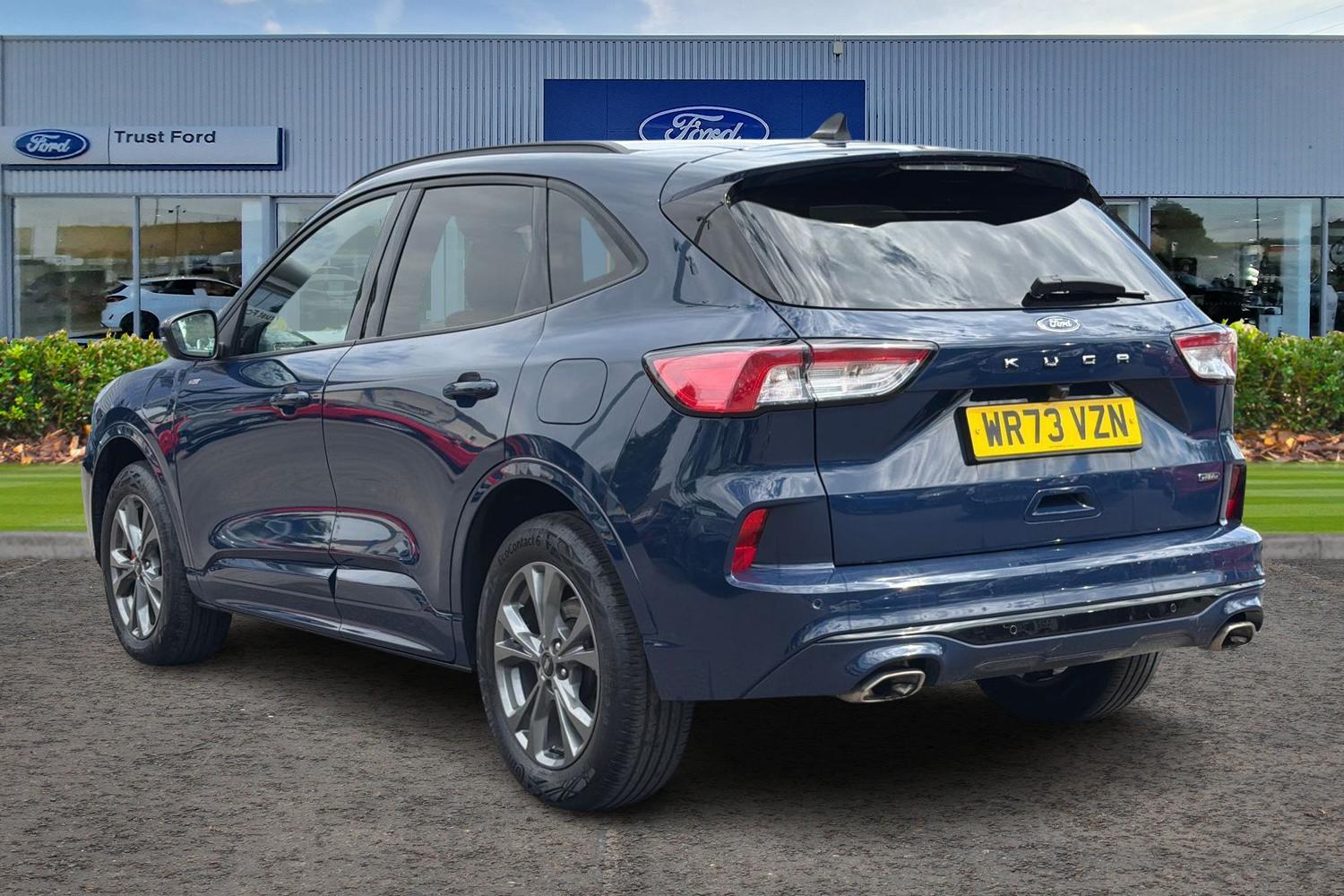 Ford Kuga Photo 1