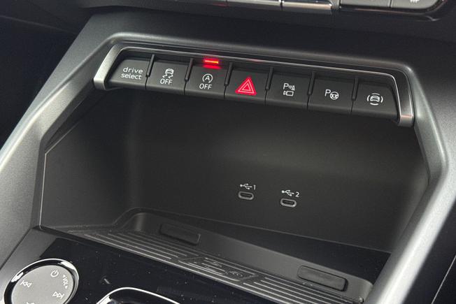 AUDI A3 Photo 39