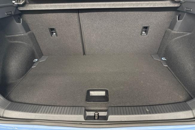 VOLKSWAGEN T-Cross Photo 12