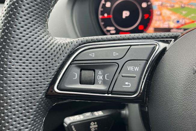 AUDI Q2 Photo 16