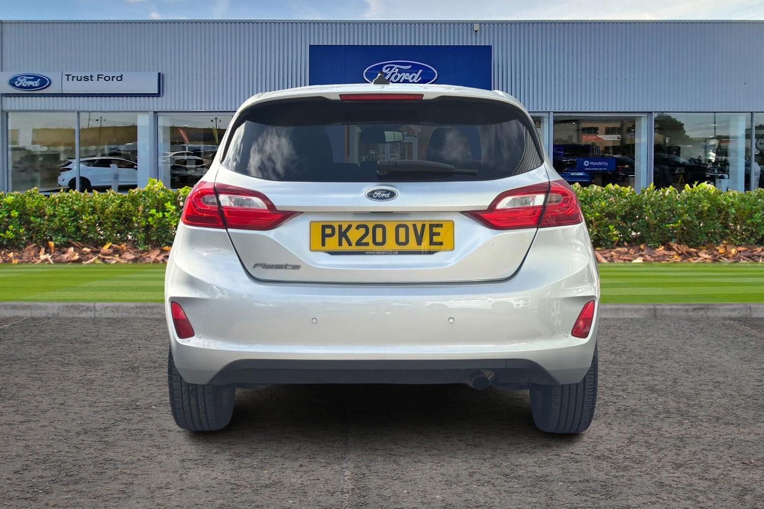 Ford FIESTA Photo 6
