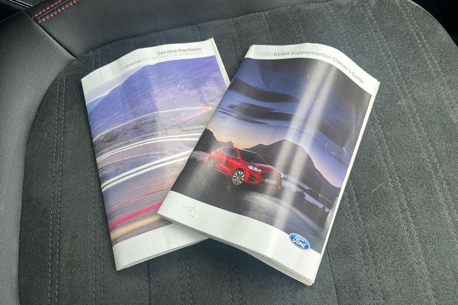Ford KUGA Photo autoimg-0b4a8c0a113f993353fe528be7218fe9542dec9c.jpg