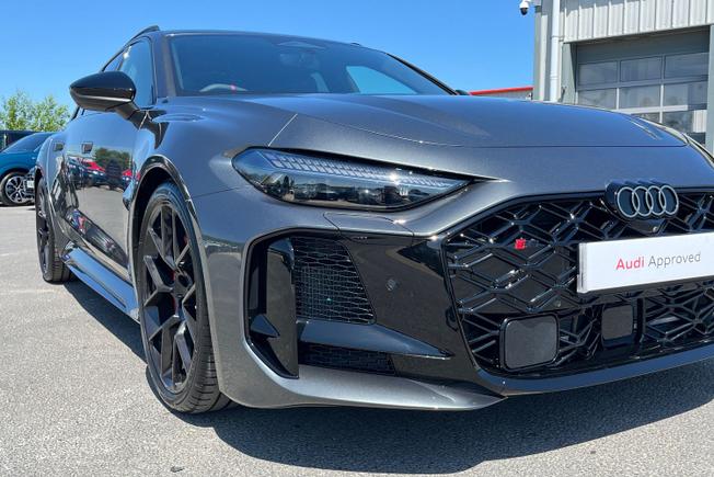 AUDI RS5 Avant Photo 19