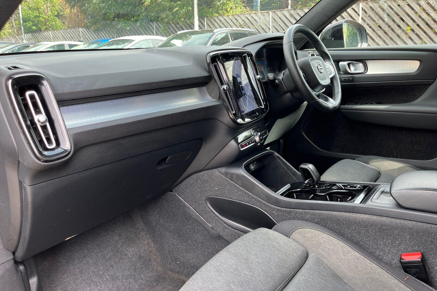 Volvo XC40 Photo 17