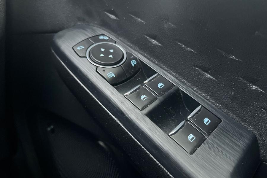 Ford KUGA Photo autoimg-0b564449b052fbcd0cc150f6b69f7bf9e8262ccd.jpg