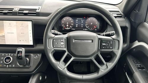 Land Rover Defender Photo autoimg-0b5868ee007bf58d6f668ba1bf801a2a0d09b337.jpg