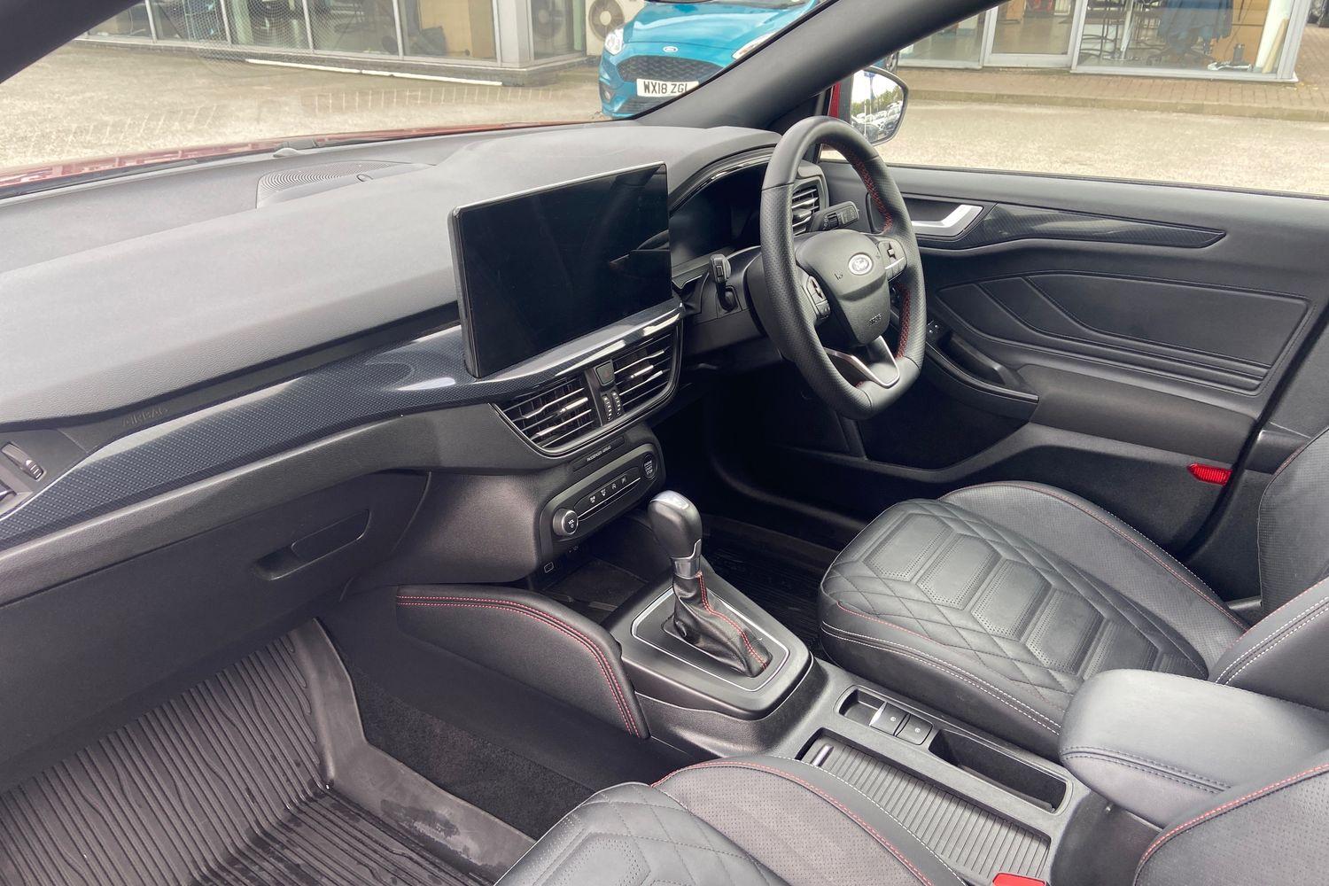 Ford FOCUS Photo 17