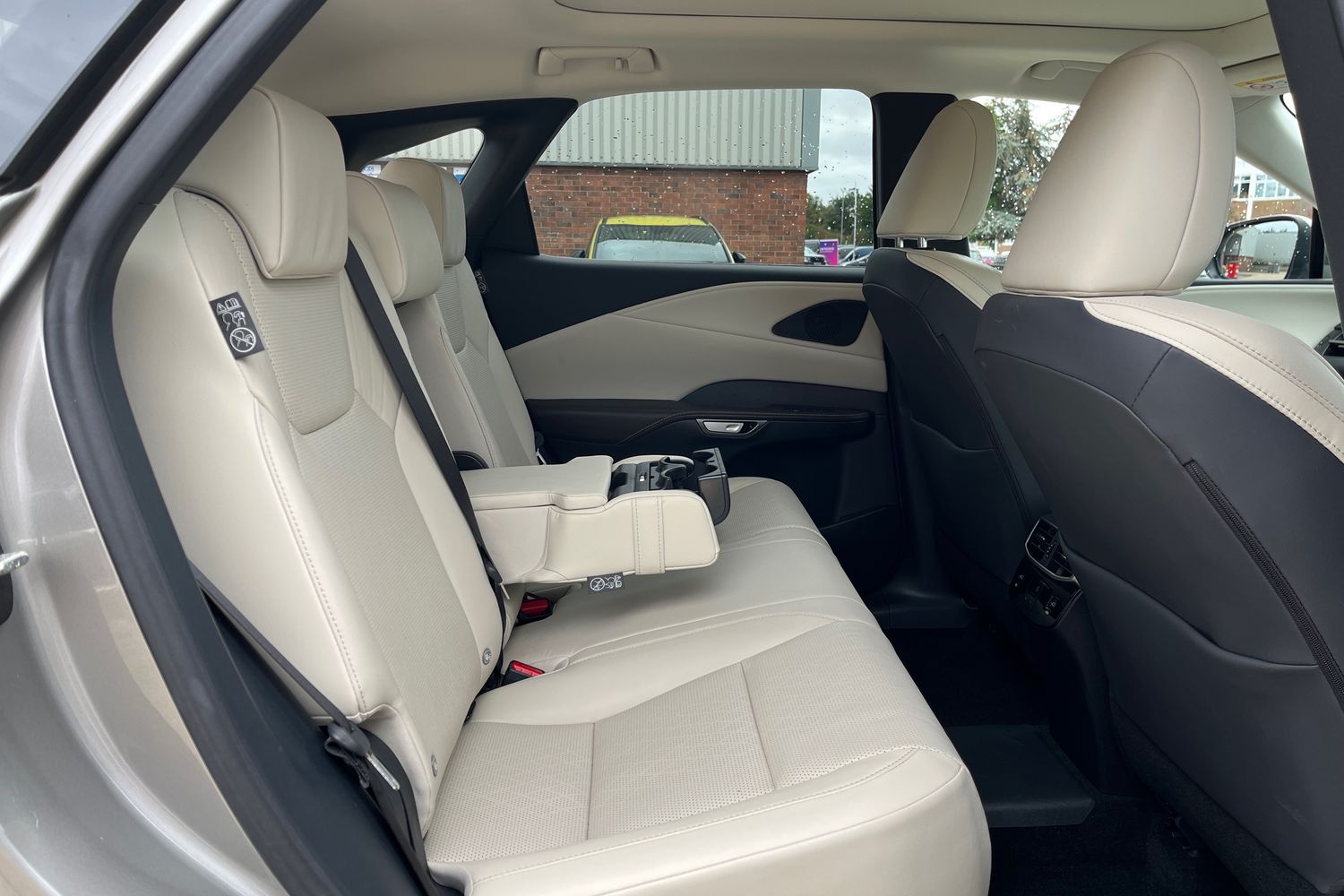 Lexus RX Photo 28