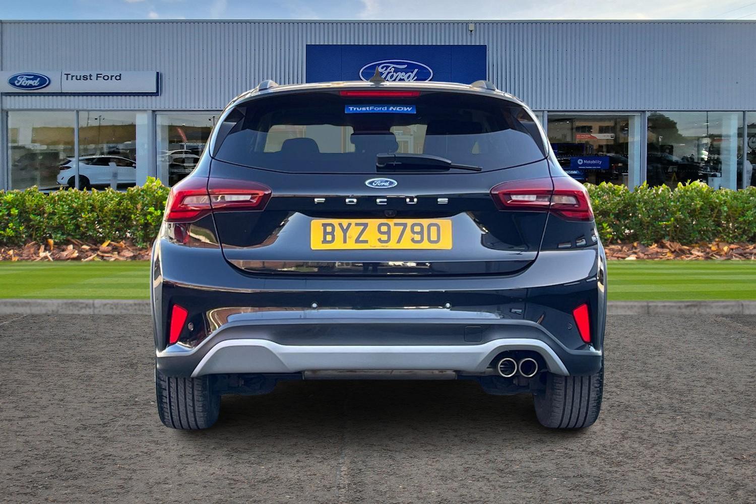 Ford FOCUS Photo 6