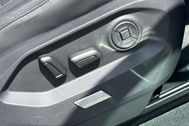 Volkswagen Touareg Photo 36