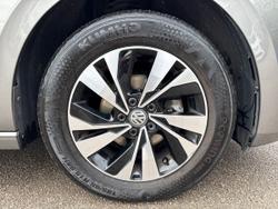 VOLKSWAGEN Polo Photo 5