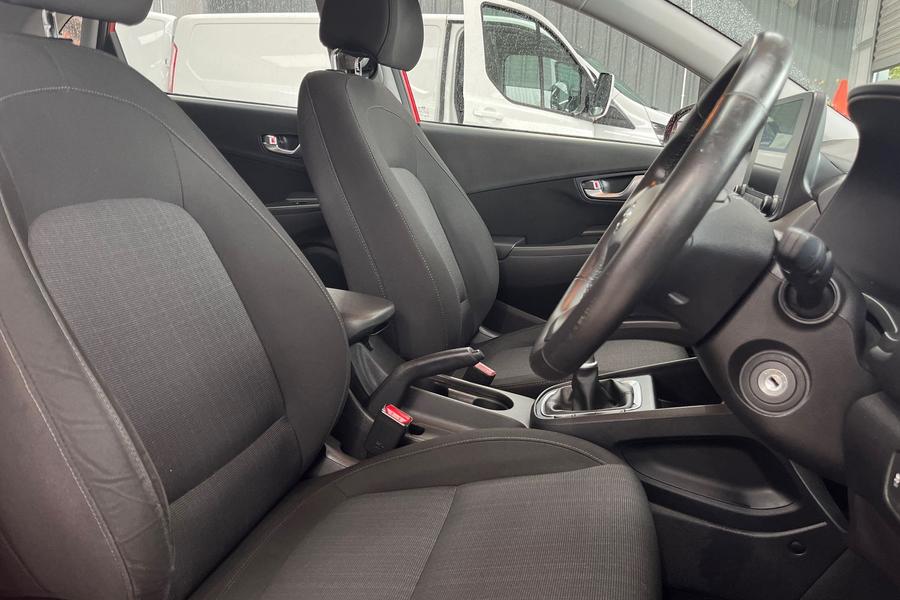 Hyundai KONA Photo autoimg-0b69c778d03fa39240b8f8b7f7c5b373820f219f.jpg