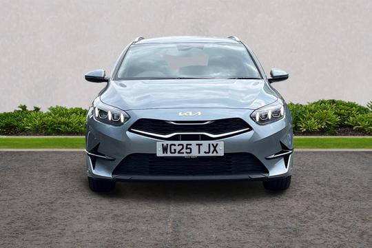 Kia Ceed Photo autoimg-0b69e848b6e92a873e3193fa877fda8d287569d4.jpg
